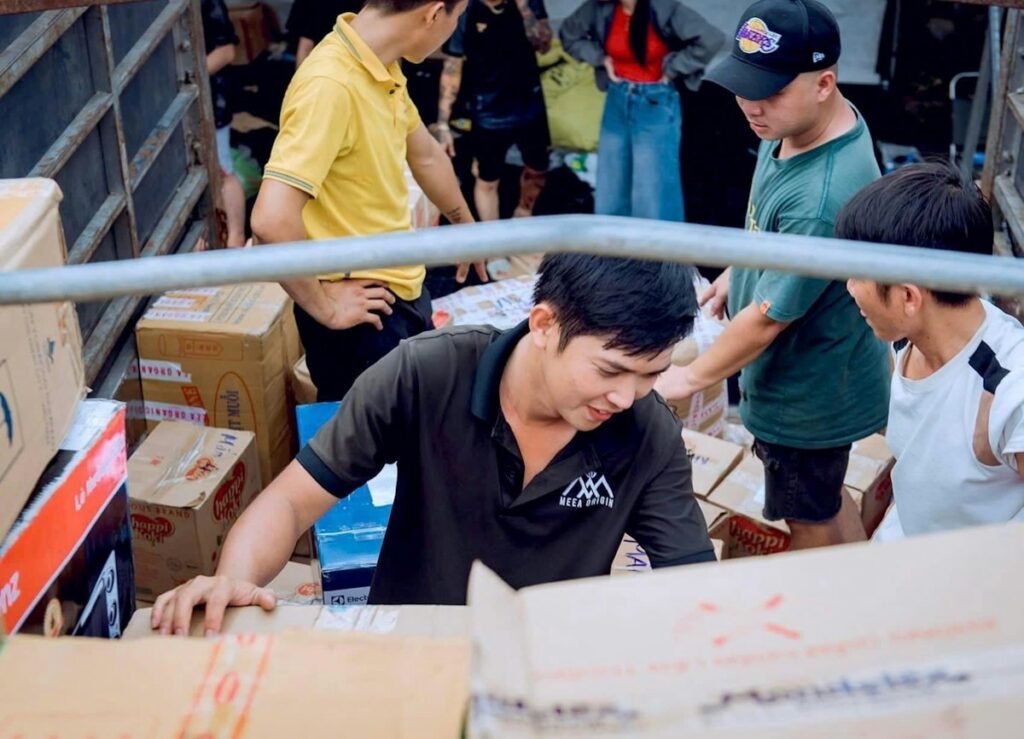 Loading cartons into a delivery truck